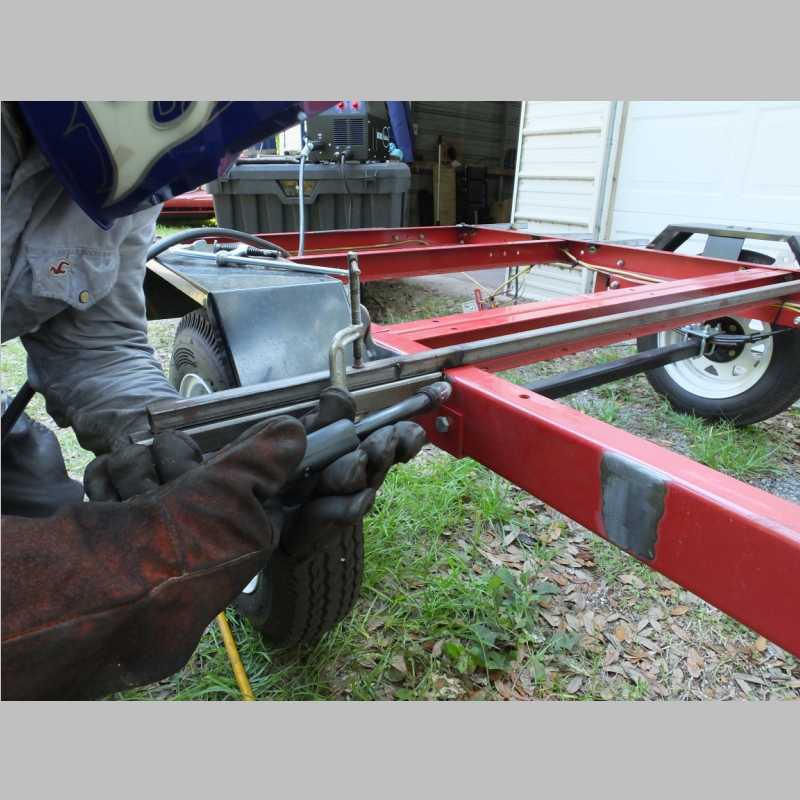 mobile-welding-trailer- 10.JPG